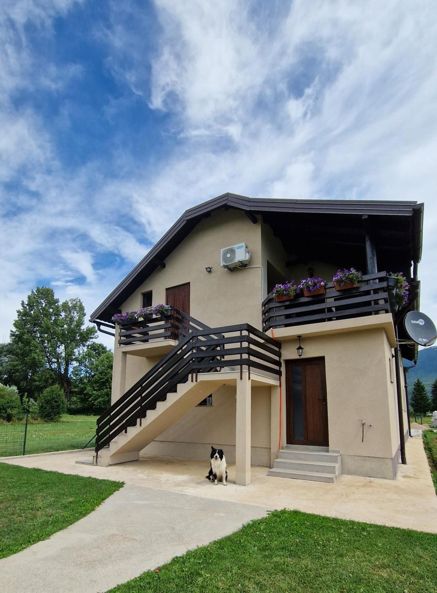 Hotel House Boketto Korenica Exteriér fotografie
